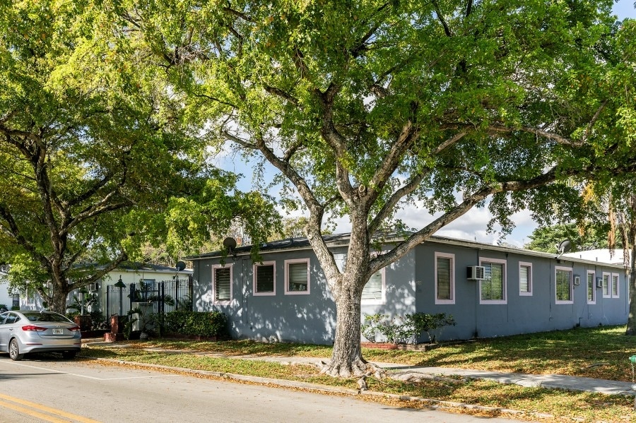 Primary Photo - Washington Court