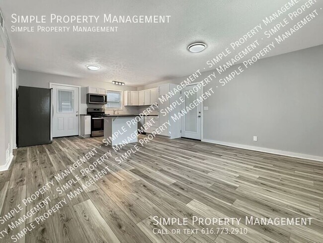 Building Photo - 12979 Roughys Dr