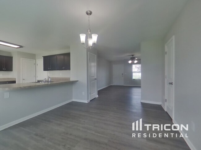 Foto del edificio - 3023 Crabapple Ln