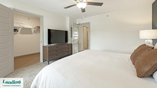 Building Photo - 610 Universal Dr