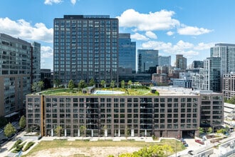 Building Photo - Allied Harbor Point - old