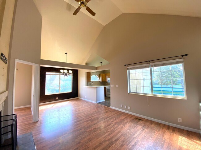Building Photo - 5472 Lighthouse Rd
