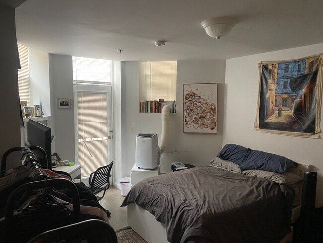 Photo - 20 Queensberry St Apartment