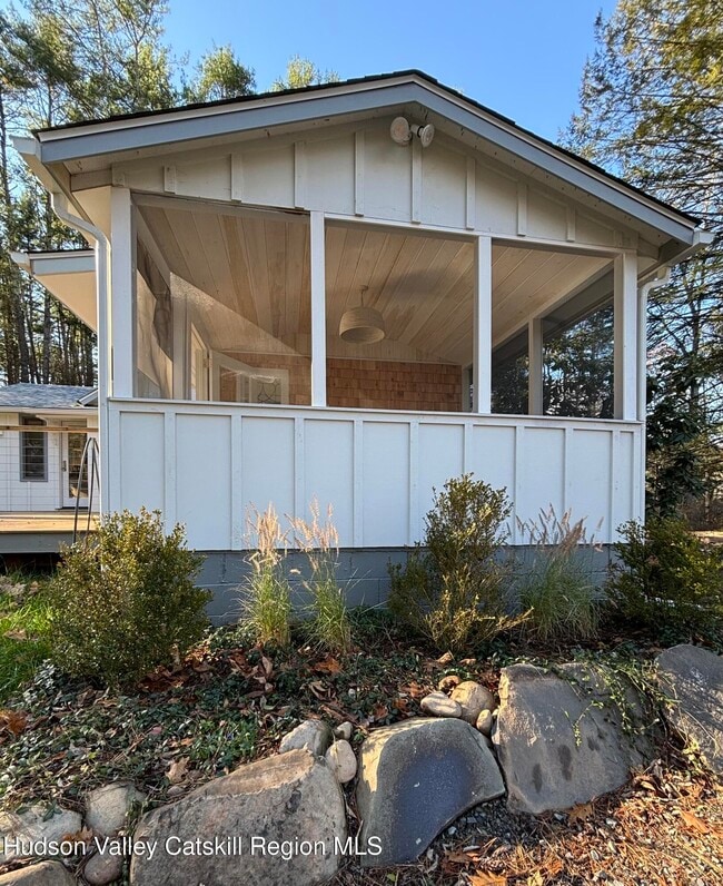 Foto del edificio - 299 Wittenberg Rd