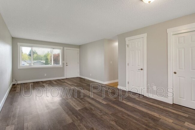 Building Photo - 8045 SW Thorn St