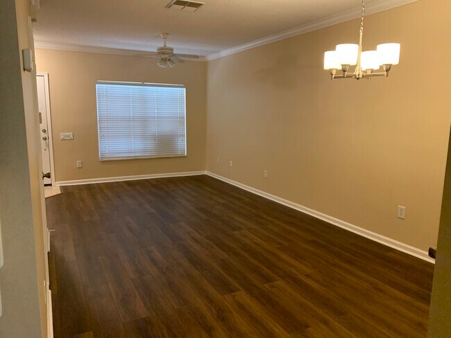 Foto del edificio - 2896 Woodlands Park Ct