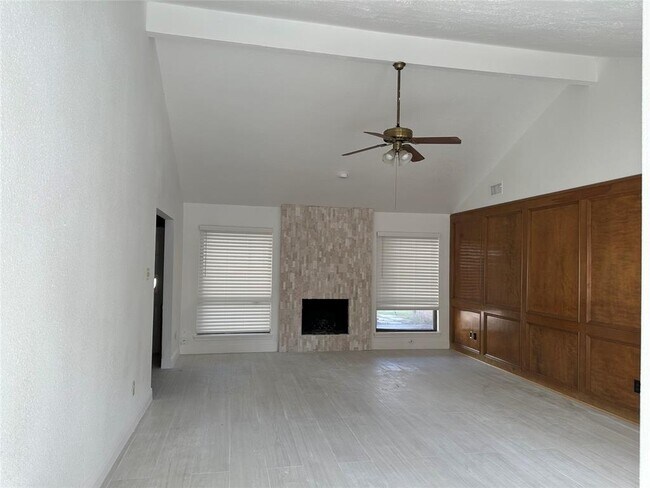 Building Photo - 6819 Addicks Clodine Rd