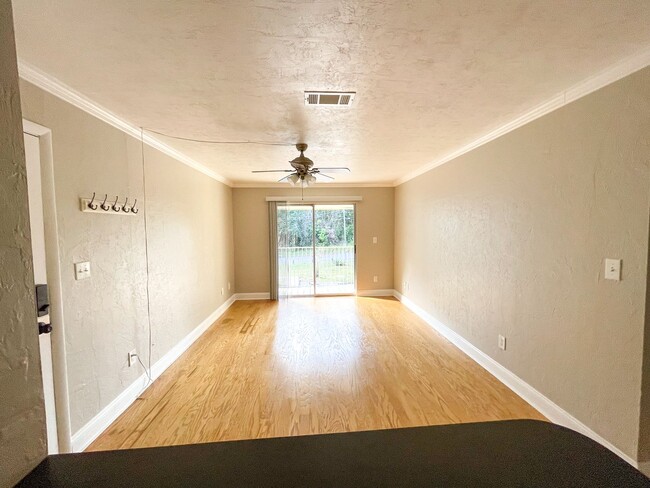 Building Photo - Tumblin Creek C-23 - Pet Friendly