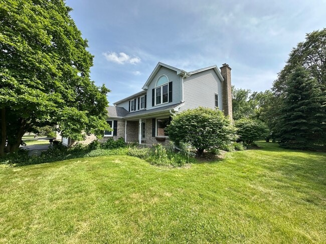 Foto del edificio - 1525 Westglen Dr