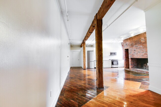 Building Photo - 791 Tremont St