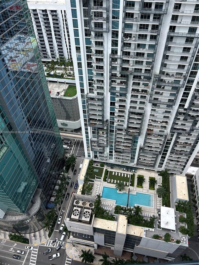 Foto del edificio - 300 Biscayne Blvd Way