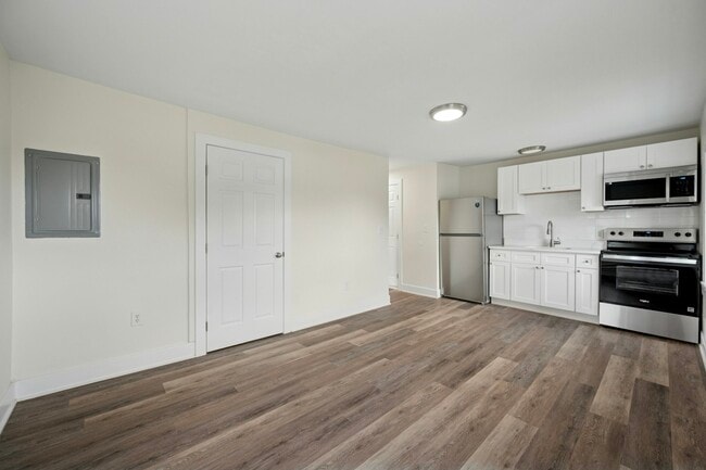 Foto del edificio - 109 W Queen Ln