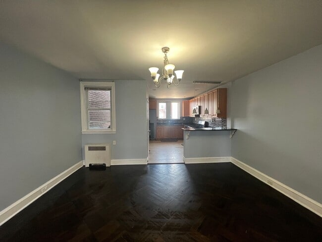 Building Photo - 3403 Chippendale Ave