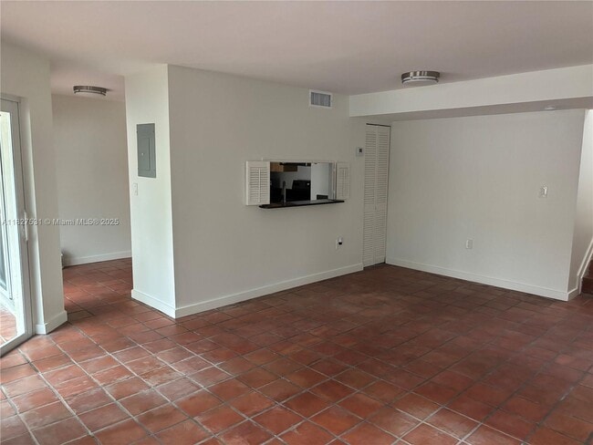 Building Photo - 6800 SW 45th Ln