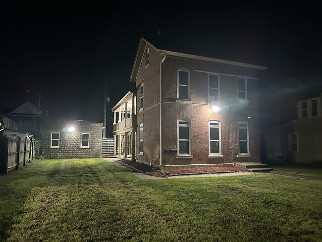 Foto del edificio - 1433 Washington St