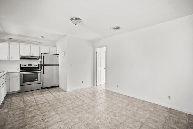 Building Photo - 12058 Ellison Wilson Rd