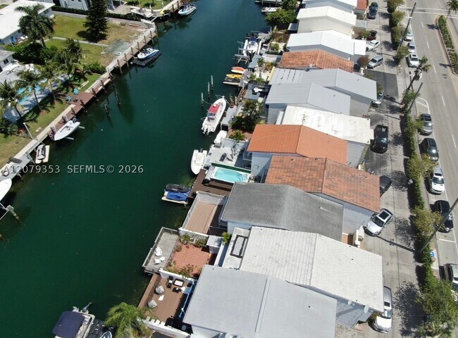 Foto del edificio - 2175 NE 123rd St