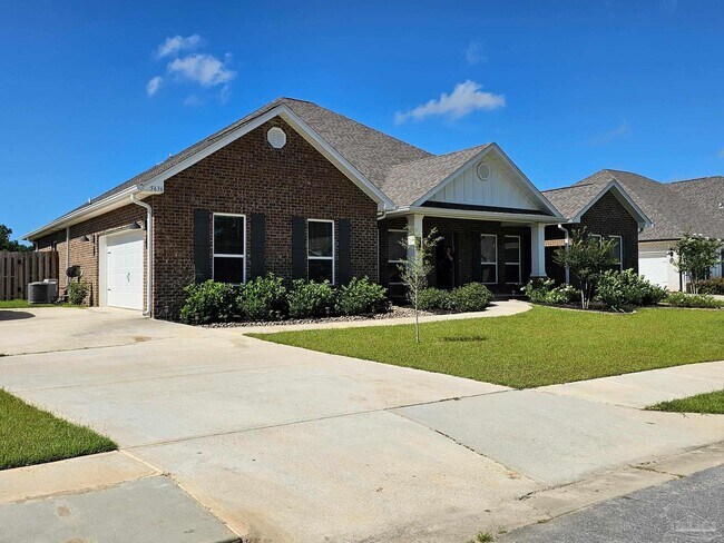 Foto del edificio - 5636 Blake Ln