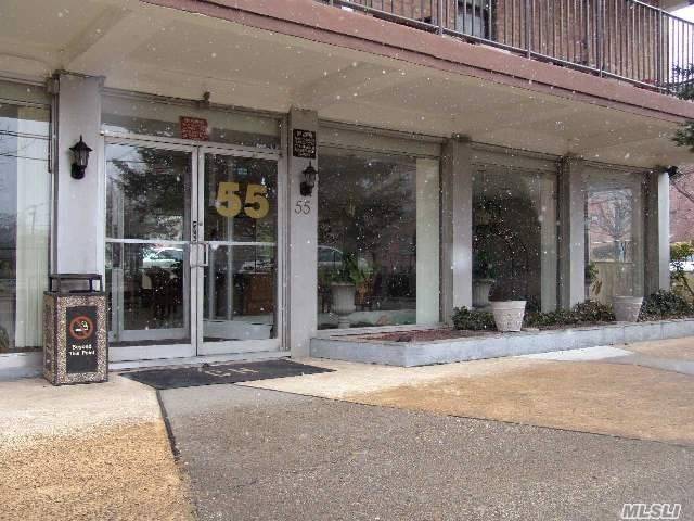 Building Photo - 55 S Bergen Pl