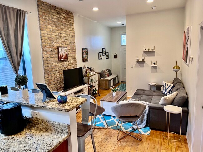 Foto del edificio - 1421 W Huron St