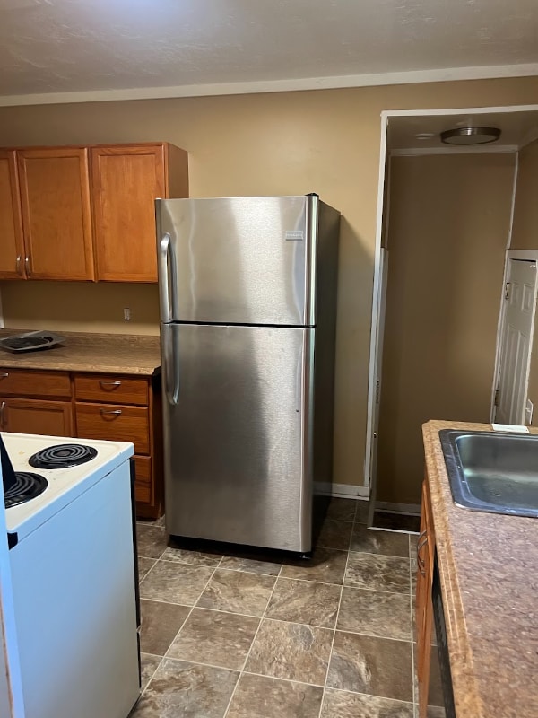Foto principal - 1443 Thayer Dr