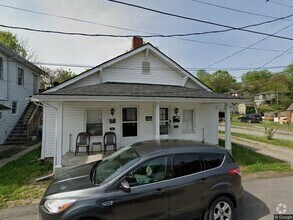 Building Photo - 103 Swigert Ave