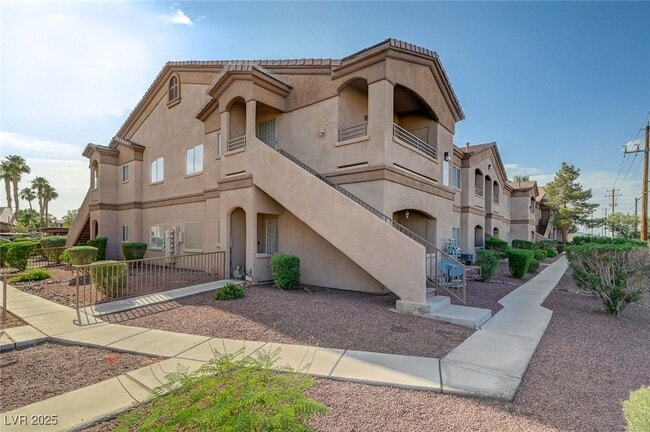 Building Photo - 5751 E Hacienda Ave