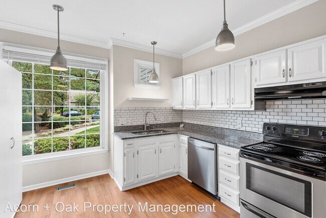 Foto del edificio - 3 br, 2.5 bath House - 916 Albany Court
