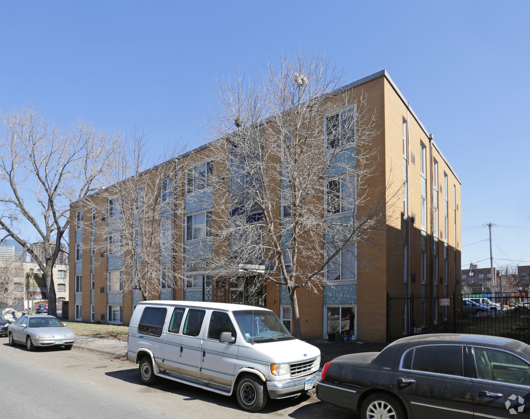 Primary Photo - Stevens Square Neighborhood