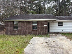 Building Photo - 121 Canvasback Dr