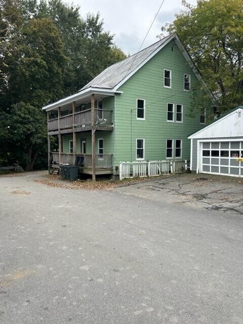 Building Photo - 6 Waldo St