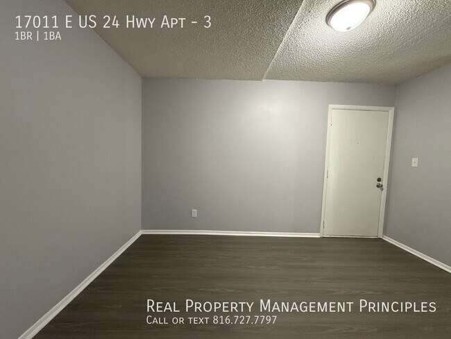 Building Photo - 17011 E 24 Hwy Cir