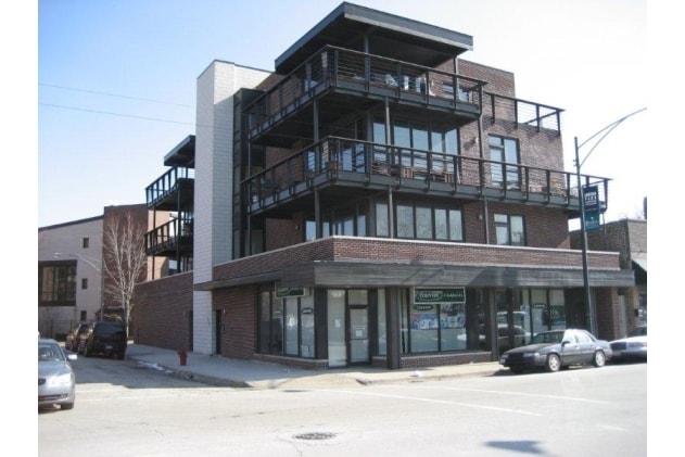 Primary Photo - 2299 N Clybourn Ave