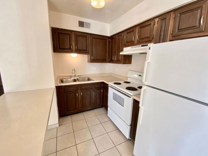 Primary Photo - Utilities Included! With Security System!
