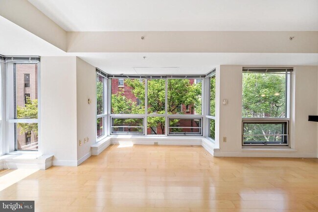 Foto del edificio - 1034 Spruce St