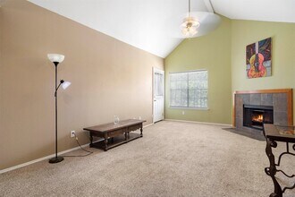 Building Photo - 10630 Westbrae Pkwy