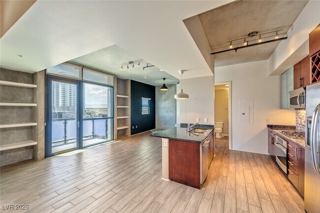 Foto del edificio - 353 E Bonneville Ave