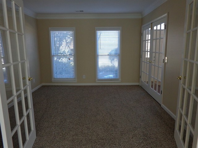 Building Photo - 6480 Dressage Crossing