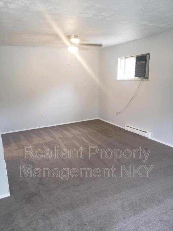 Foto del edificio - 2234 Hanser Dr