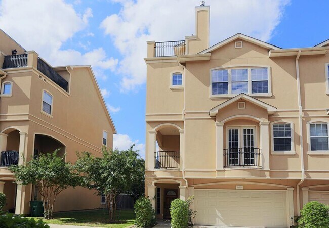 Building Photo - 5615 Winsome Ln