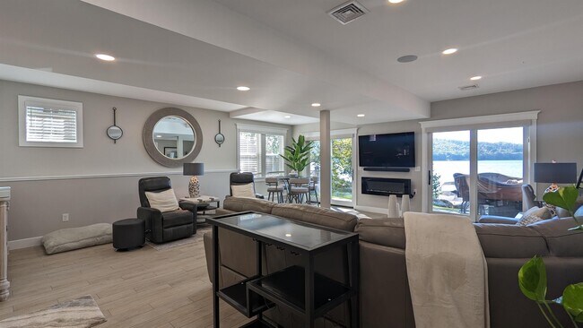 Foto del edificio - 49 Pinnacle Park Rd