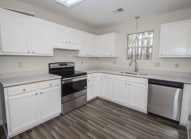 Building Photo - Now Available! Apply TODAY!