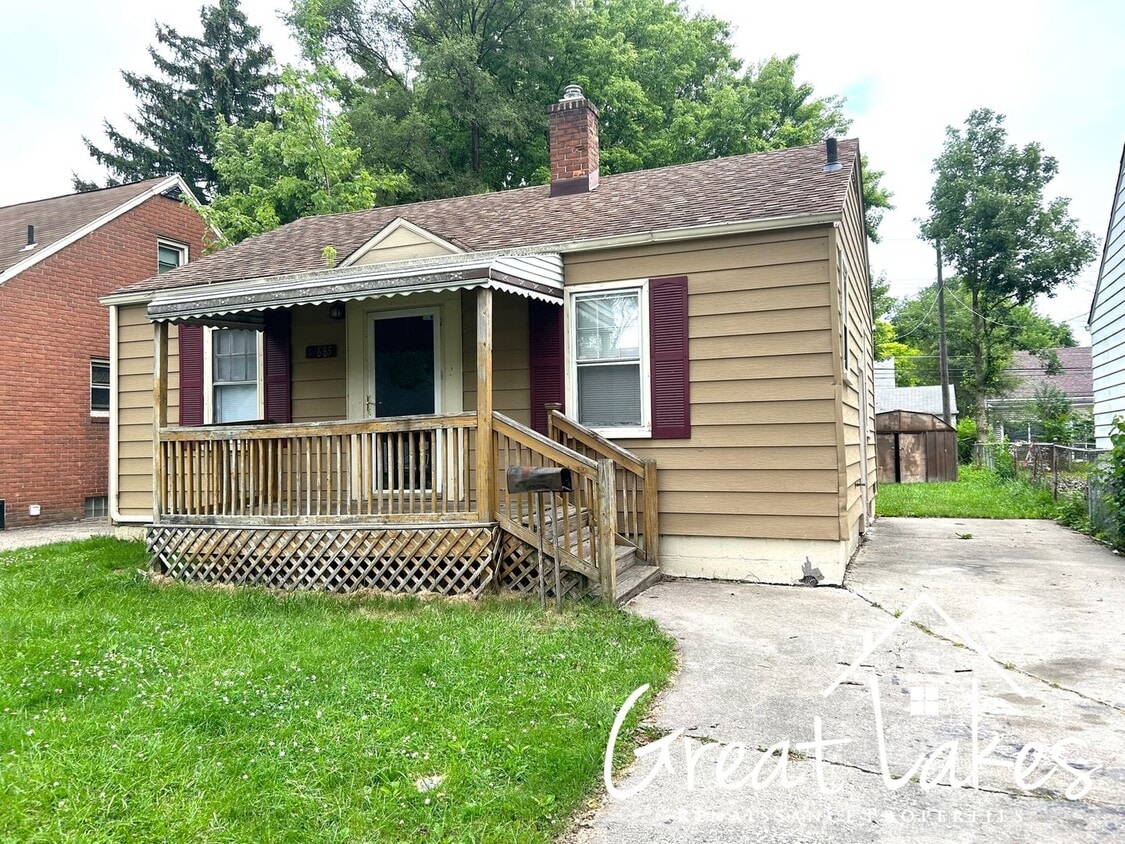 Foto principal - Lovely 2 bedroom/1 bathroom ranch home now...