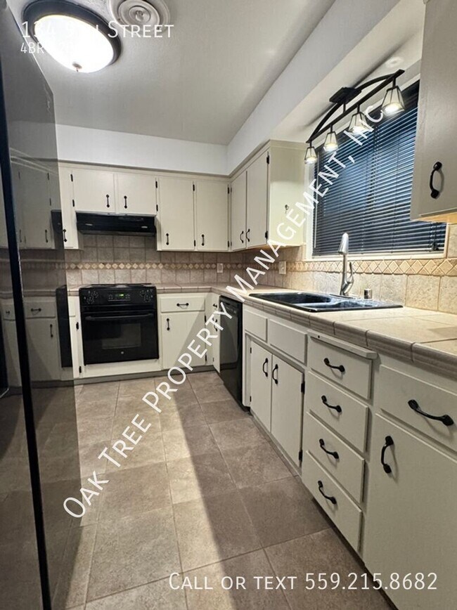 Foto del edificio - 134 9th St