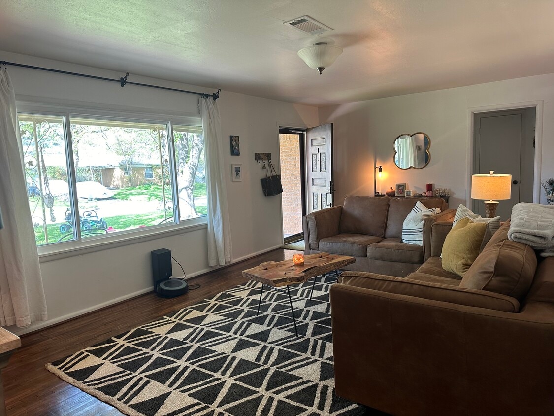 Photo - 5437 Santa Barbara Ave (Fort Worth, TX)