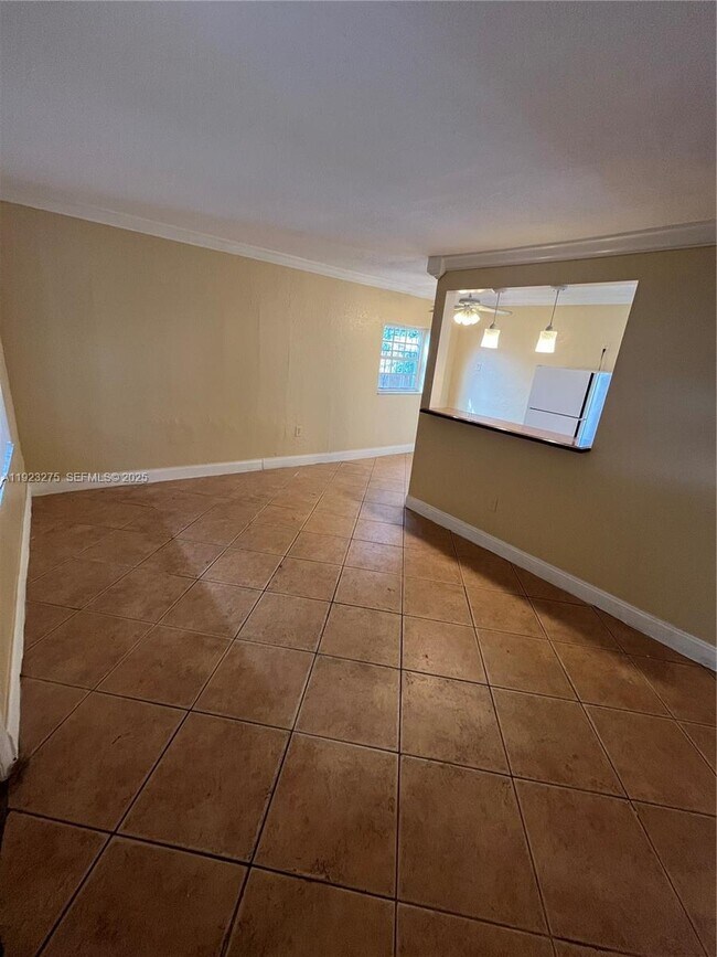 Foto del edificio - 1201 NW 117th St