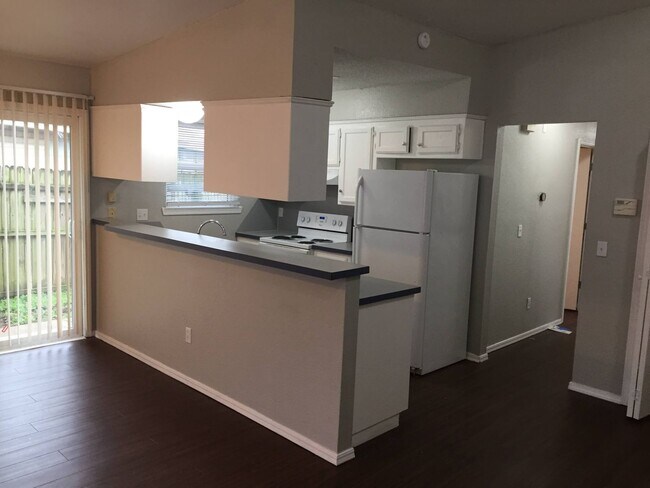 Foto del edificio - 1/2 Off First Months Rent - Accepting Hous...