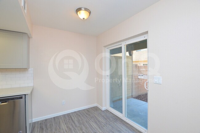 Foto del edificio - Renovated 2 bedroom and 1.5 bath in Mesa!