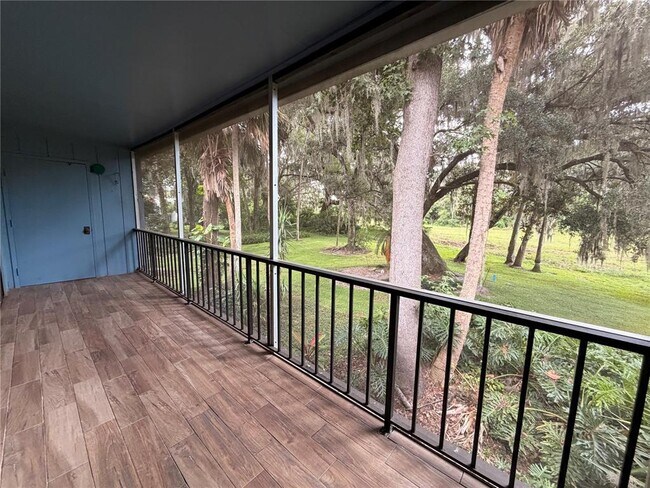 Foto del edificio - 423 Sheoah Blvd