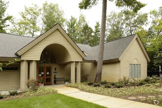 Lake Pointe Apartments Traverse City Lake Pointe Apartments Traverse City